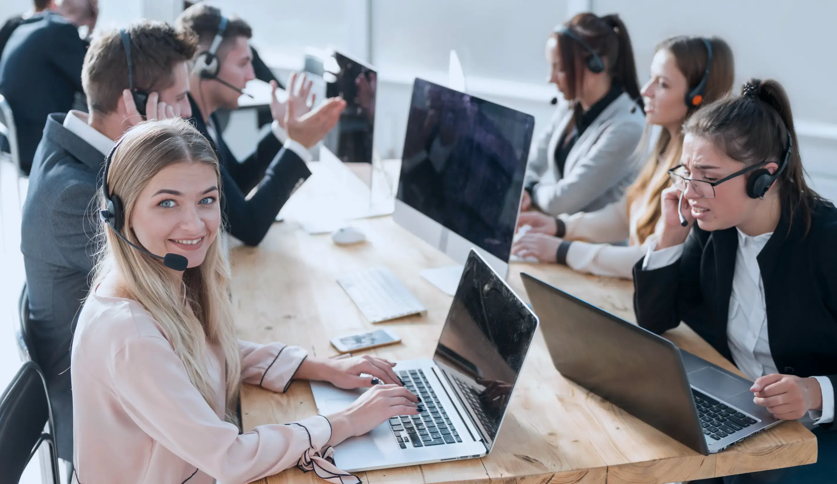 What Is an Outbound Call Center and How Does It Work?
